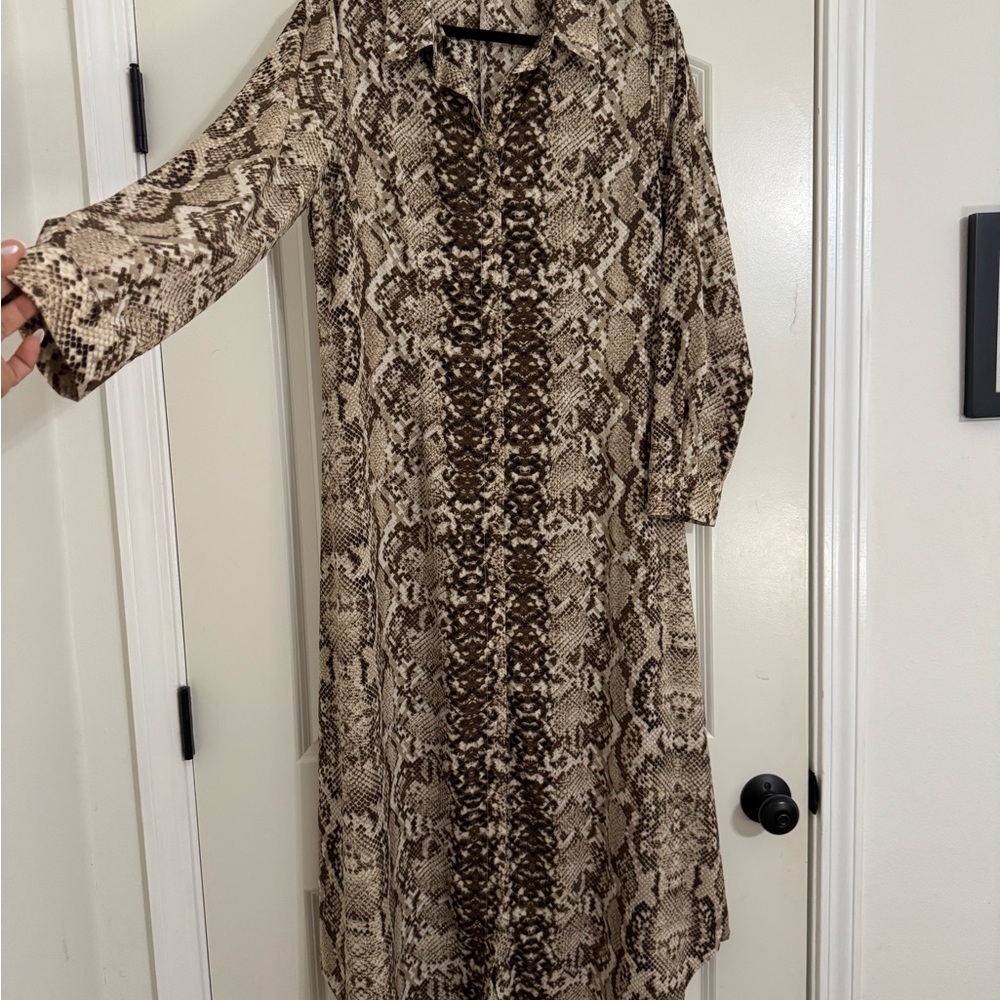 SHEIN Brown Snakeskin Button-Up Blouse